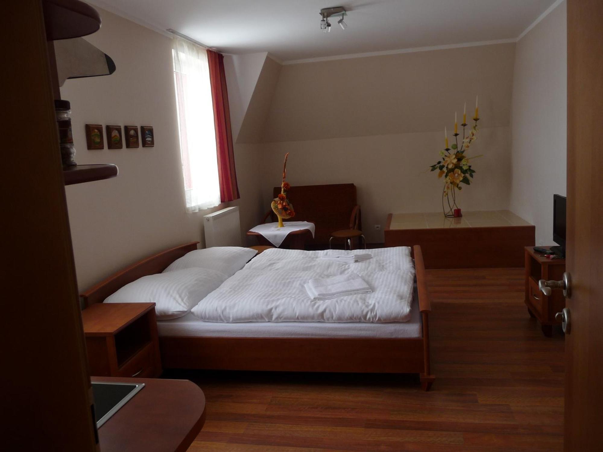 Guest House Penzion Fortuna Tvrdosin Exterior photo