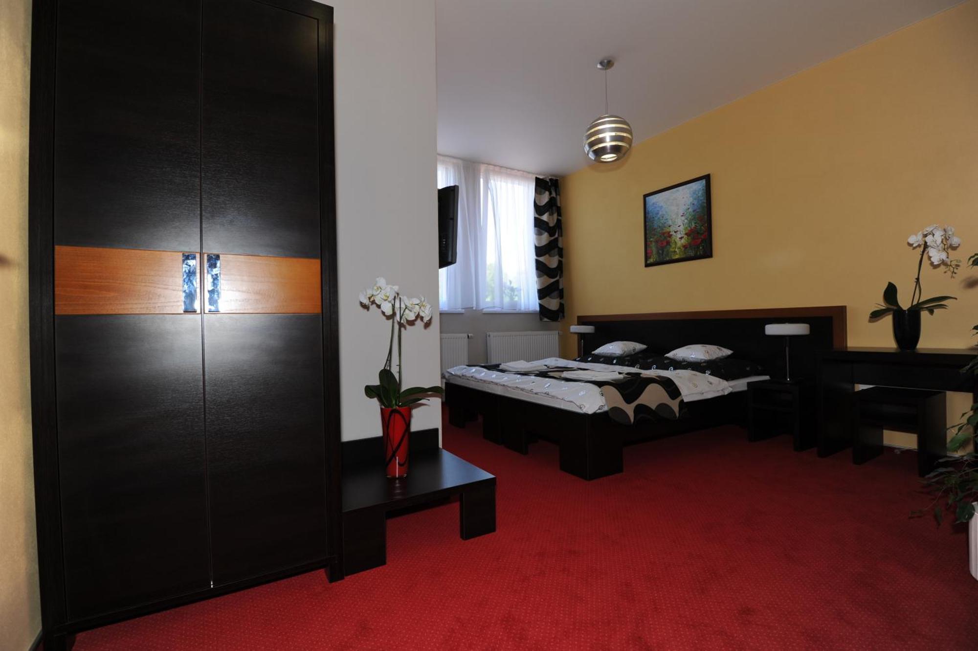 Guest House Penzion Fortuna Tvrdosin Exterior photo