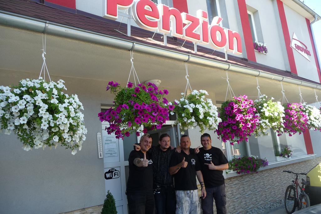 Guest House Penzion Fortuna Tvrdosin Exterior photo