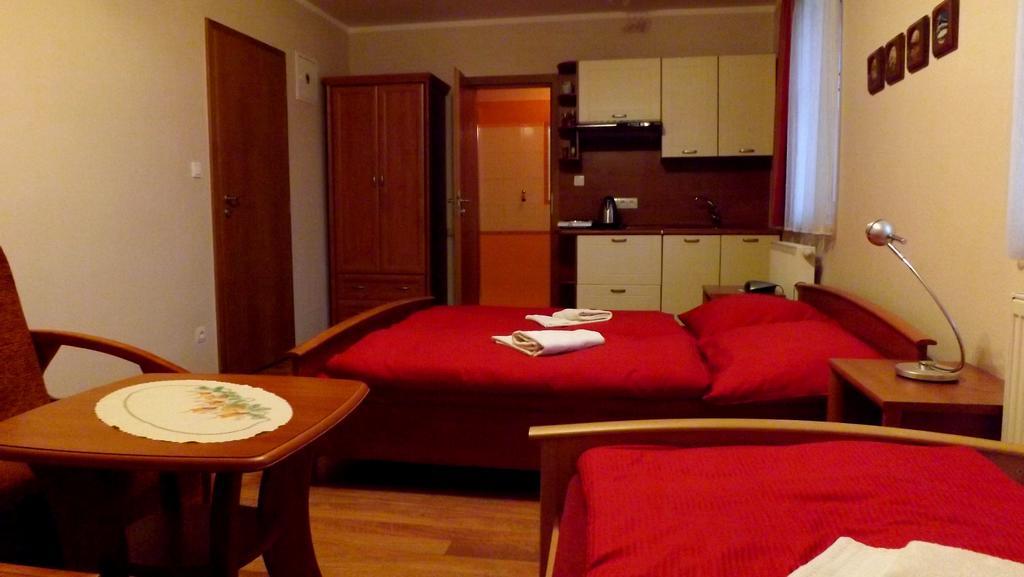 Guest House Penzion Fortuna Tvrdosin Room photo