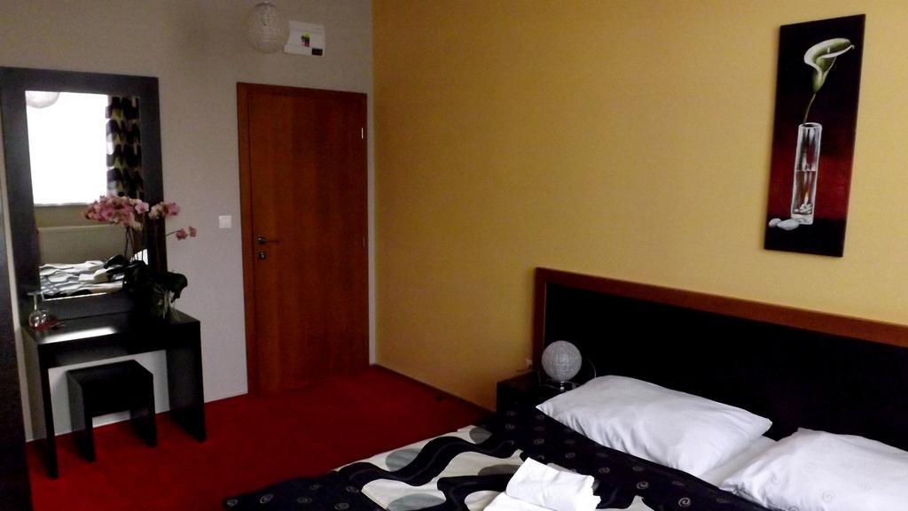 Guest House Penzion Fortuna Tvrdosin Room photo